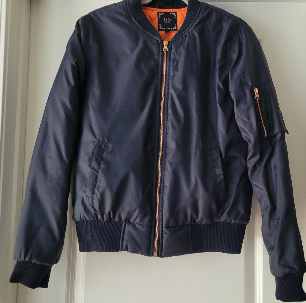 NWOT-Iris Los Angeles Navy Bomber Jacket with Orange Lining Size L